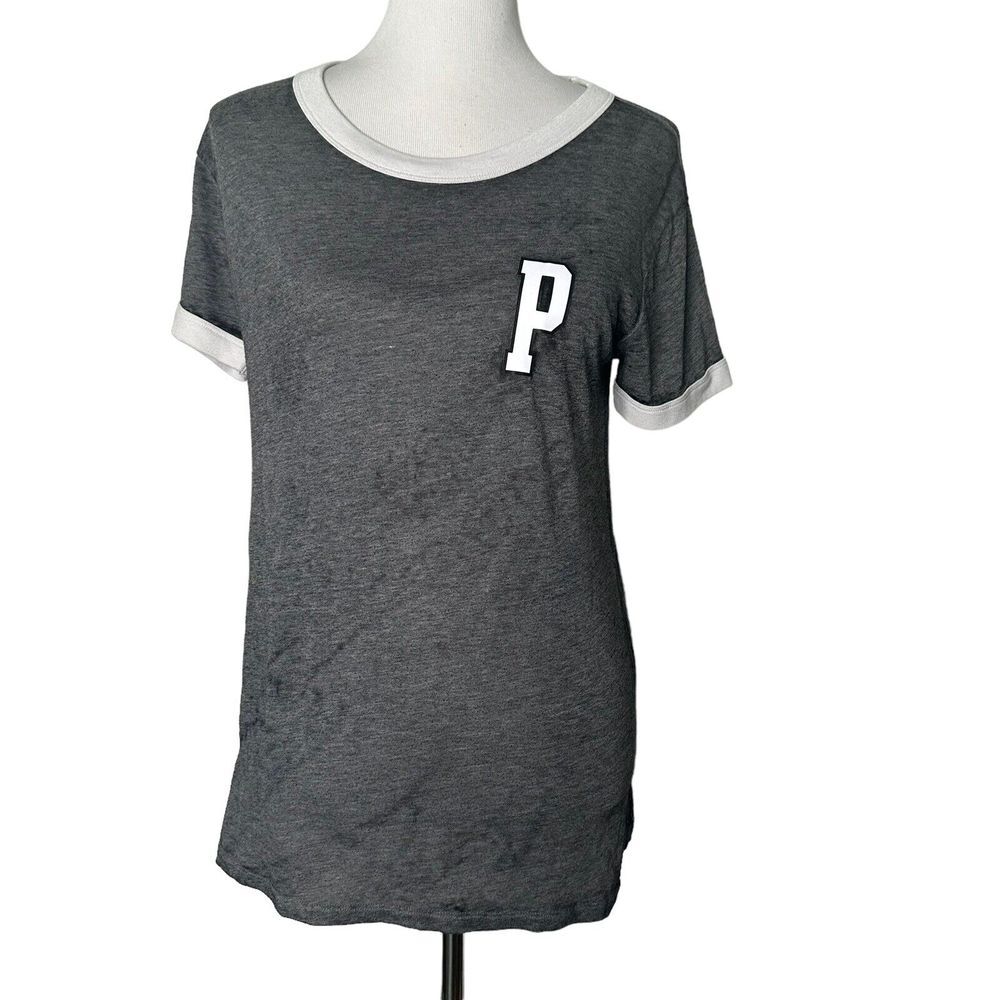 Victoria's Secret P Logo Tee Size S Distressed Gray‎ Short Sleeve Lightweight